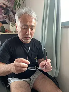 gholly2007 online show from 11/20/25, 06:03