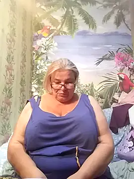 Snapshot of MargaritaSweet51 chatting on 10/13/25, 08:32 MargaritaSweet51 online show from 10/13/25, 08:32