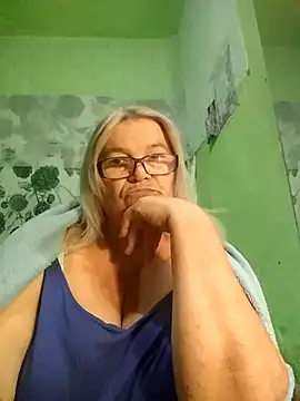 Snapshot of MargaritaSweet51 chatting on 09/16/25, 10:49 MargaritaSweet51 online show from 09/16/25, 10:49