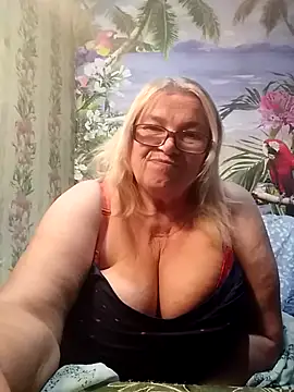 Snapshot of MargaritaSweet51 chatting on 10/10/25, 09:26 MargaritaSweet51 online show from 10/10/25, 09:26