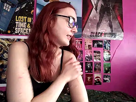 Snapshot of ivysplayhouse chatting on 10/02/25, 11:13 ivysplayhouse online show from 10/02/25, 11:13