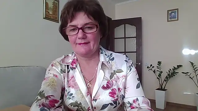 Snapshot of Galina56301 chatting on 09/26/25, 03:08 Galina56301 online show from 09/26/25, 03:08