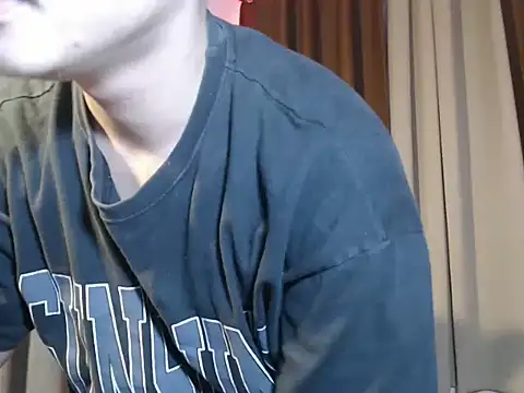 hot emman online show from 06/10/26, 03:19