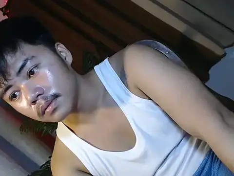 hot emman online show from 06/11/26, 02:53