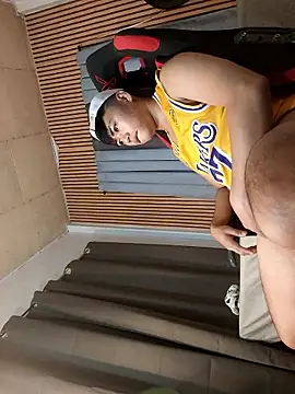 hot emman online show from 01/08/26, 02:28