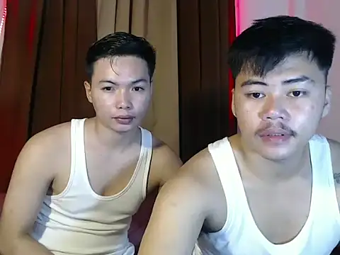Snapshot of hot_emman chatting on 05/22/26, 10:35 hot emman online show from 05/22/26, 10:35
