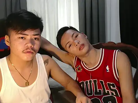 hot emman online show from 10/10/25, 05:19