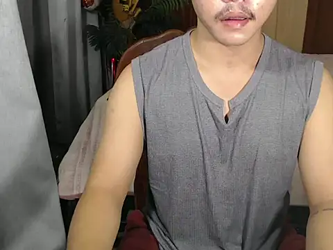 hot emman online show from 04/16/26, 01:23