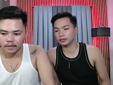 hot emman online show from 11/18/25, 07:00