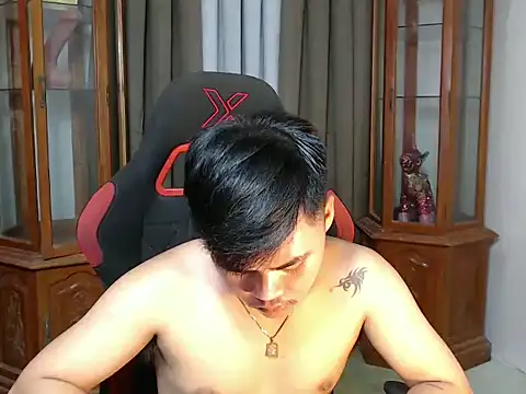 hot emman online show from 09/10/25, 03:16