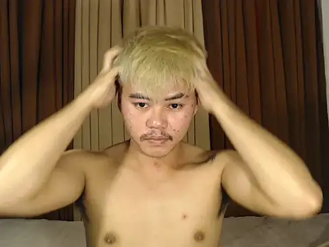 hot emman online show from 04/11/26, 08:29