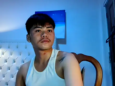 hot emman online show from 03/29/26, 02:41