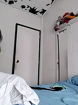 oxxy jean online show from 02/25/26, 01:00