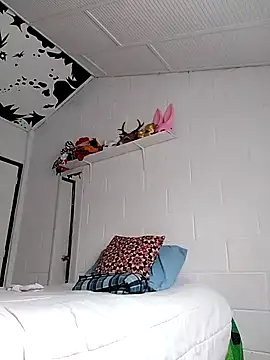 oxxy jean online show from 02/24/26, 12:50