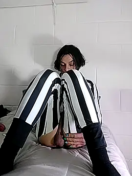 oxxy jean online show from 02/03/26, 12:21