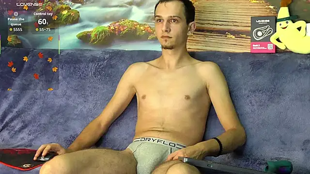 Snapshot of AxelMassimo chatting on 10/29/25, 12:53 AxelMassimo online show from 10/29/25, 12:53