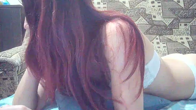 kiss lovely  online show from 11/28/25, 09:37