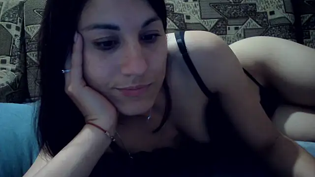 Snapshot of kiss_lovely_ chatting on 05/16/26, 09:36 kiss lovely online show from 05/16/26, 09:36