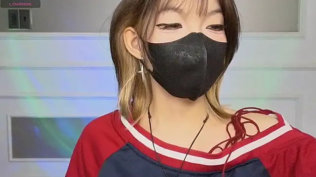      Panda      online show from 04/10/26, 05:31