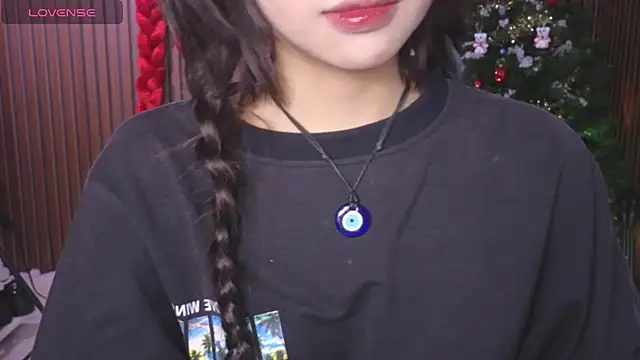      Panda      online show from 12/01/25, 03:40