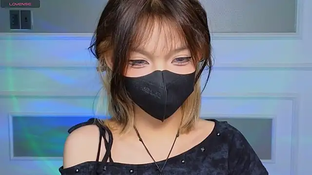      Panda      online show from 04/07/26, 06:54