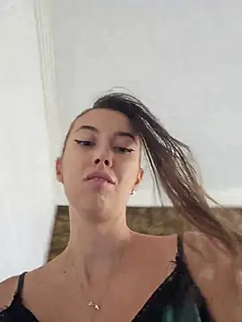 Snapshot of Virgin_Pussy_Horny chatting on 09/28/25, 09:27 Virgin Pussy Horny online show from 09/28/25, 09:27