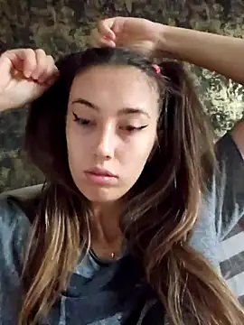 Snapshot of Virgin_Pussy_Horny chatting on 10/06/25, 06:58 Virgin Pussy Horny online show from 10/06/25, 06:58