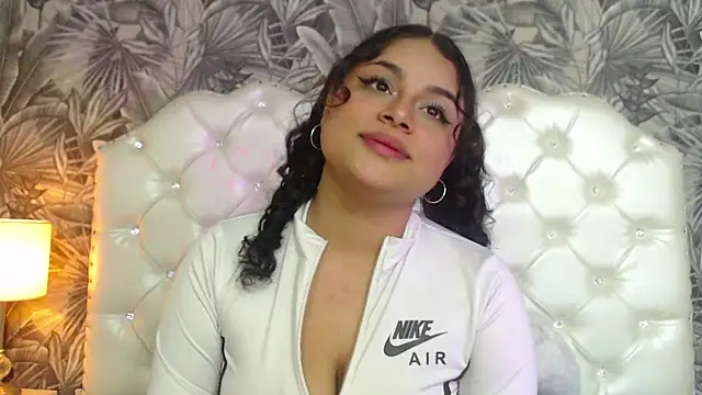 RylieRoss online show from 12/02/25, 01:02