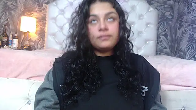 RylieRoss online show from 11/05/25, 11:46