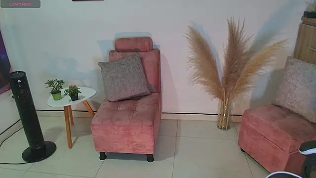 LuluMonroe Eup online show from 05/19/26, 02:51