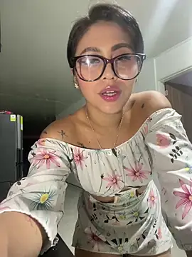 LuluMonroe Eup online show from 03/21/26, 02:13