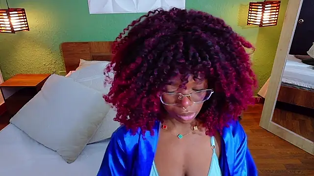 Chocolatte dreams online show from 09/30/25, 01:06