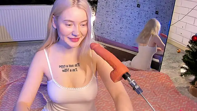 Lillie Berry online show from 02/11/26, 04:45