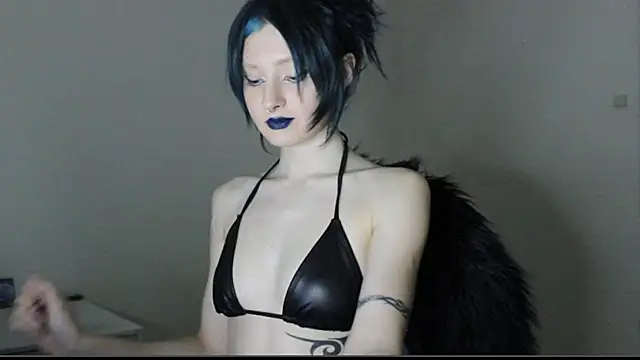 midnightsiren777 online show from 03/05/26, 09:43