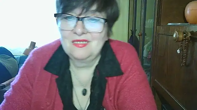 VeronicaGold511 online show from 04/11/26, 07:38