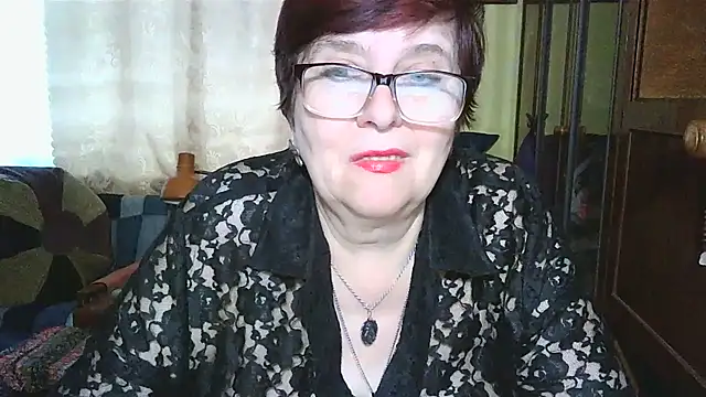 VeronicaGold511 online show from 12/16/25, 08:18