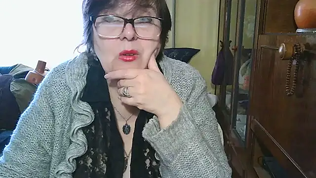 VeronicaGold511 online show from 02/24/26, 08:15