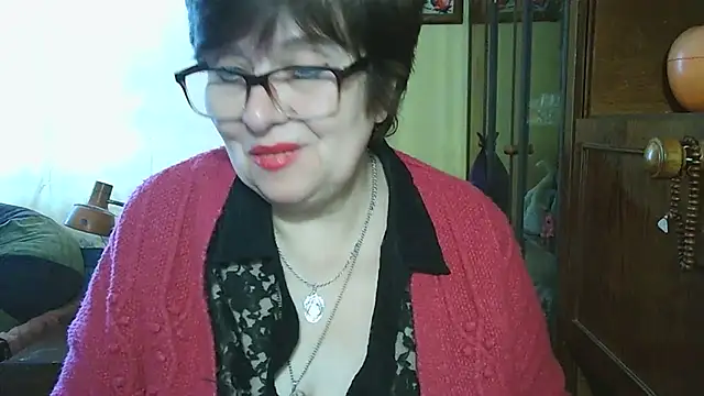 VeronicaGold511 online show from 04/26/26, 06:54