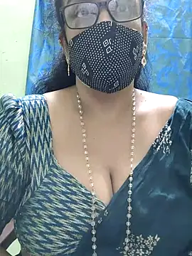 sweet-lotus online show from 11/09/25, 05:06