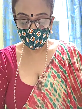 sweet-lotus online show from 11/25/25, 04:13