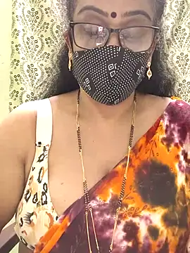 sweet-lotus online show from 10/22/25, 09:46