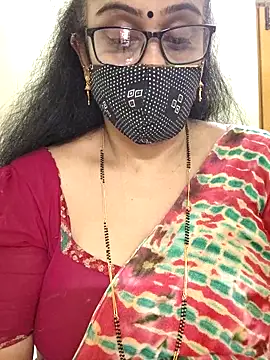 sweet-lotus online show from 12/17/25, 04:17