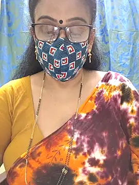 sweet-lotus online show from 12/22/25, 03:45