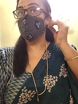 sweet-lotus online show from 04/04/26, 09:38