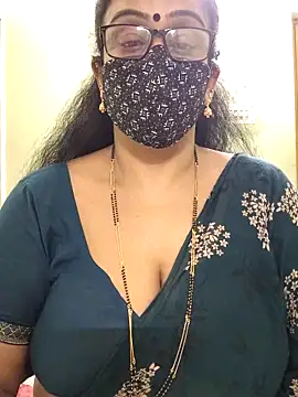 sweet-lotus online show from 12/05/25, 05:17