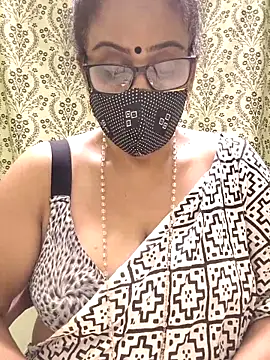 sweet-lotus online show from 10/04/25, 06:20