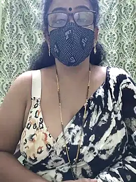 sweet-lotus online show from 09/26/25, 04:58