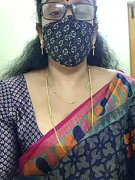 sweet-lotus online show from 01/17/26, 06:06