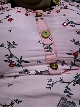 sweet-lotus online show from 09/25/25, 12:44