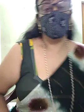 sweet-lotus online show from 12/15/25, 04:07